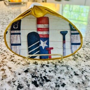 Découpage Coastal Oar Clam Shell